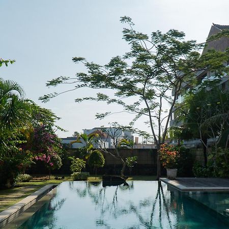 Villa Manggala - 13 Mins Walk To Berawa Beach 캉구 외부 사진
